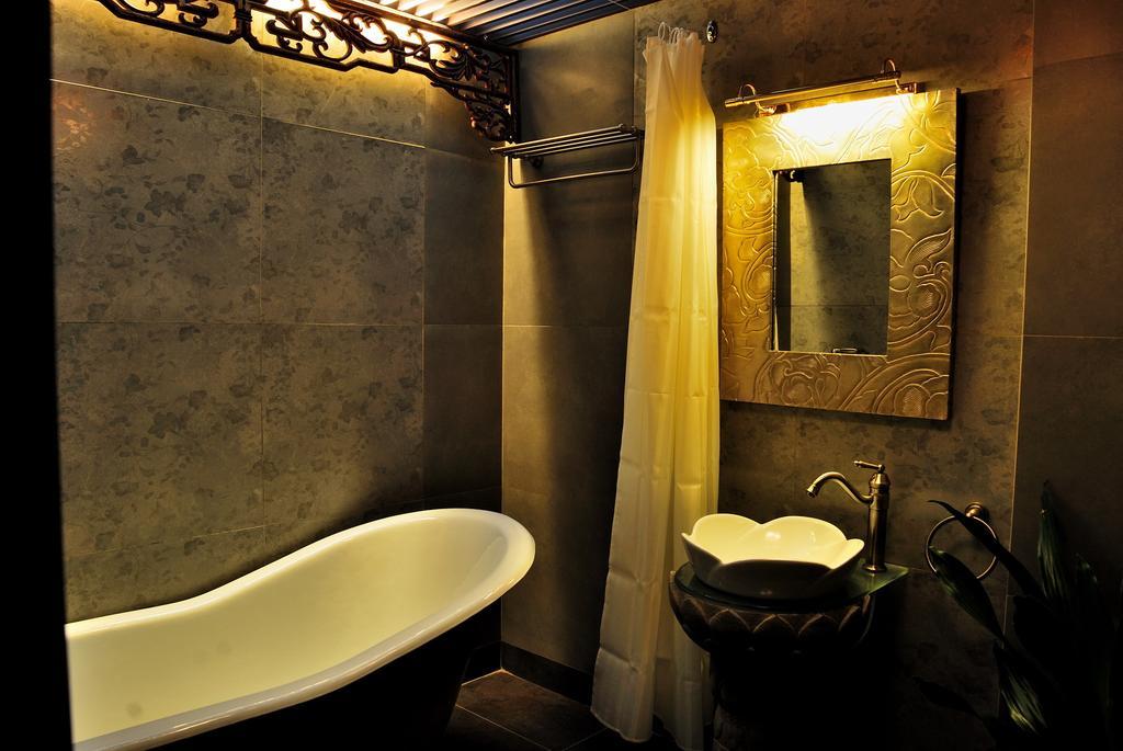 Graceland Yard Hotel Beijing Room photo